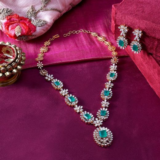 Mesmerising Diamond and Emerald Necklace Set