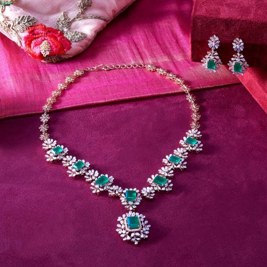 Elegant Diamond and Emerald Necklace Set