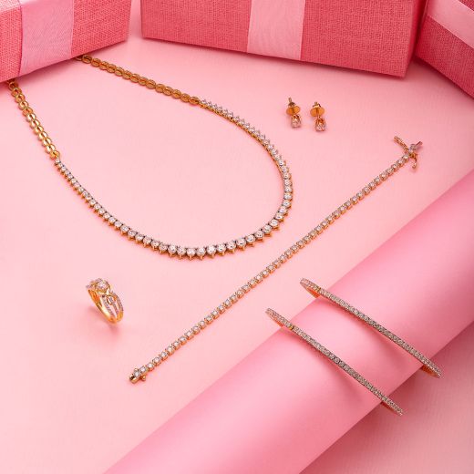 Sparkling Diamond Studded Necklace Set