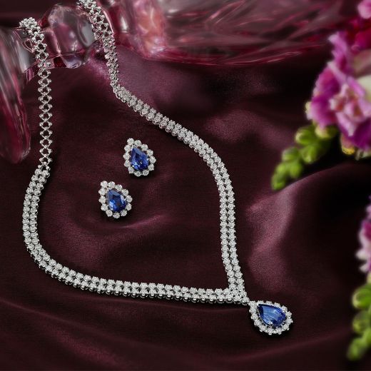 Glamorous Crown Star Jewellery Set With Diamonds