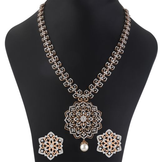 Glamorous Diamond Jewellery Set in 18Kt Rose Gold