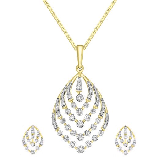 Fashionable Diamond Pendant Set