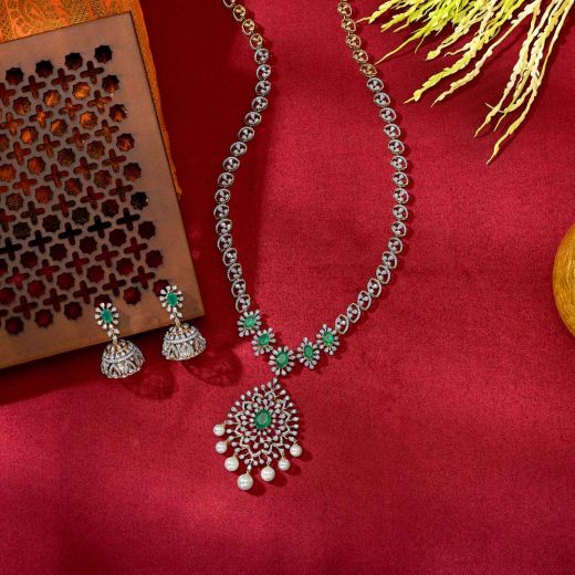 Gorgeous Green Onyx and Diamond Necklace Set